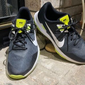 Nike Varsity Complete TR3 3